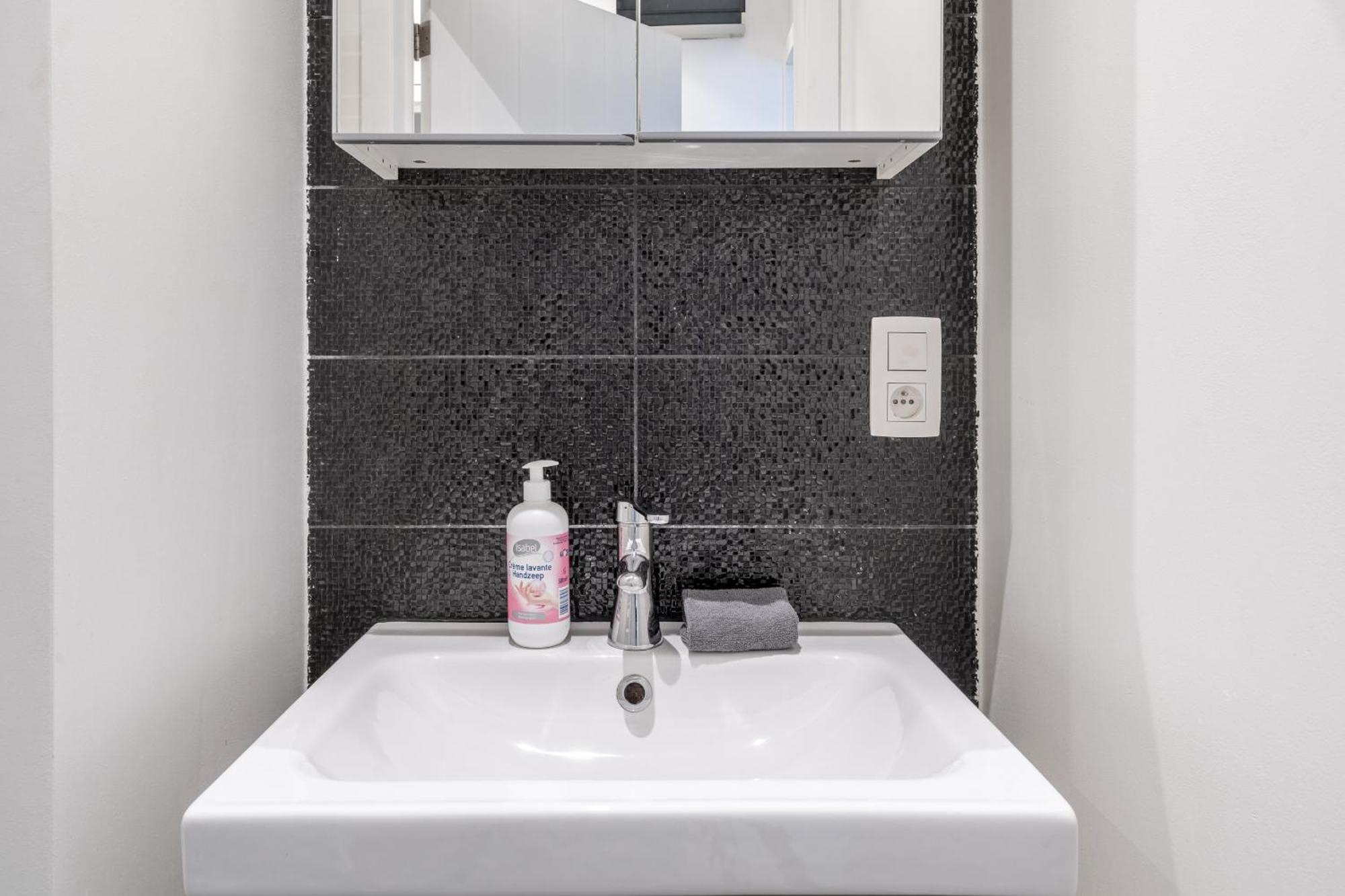 Beautiful Cozy Apartments In The Heart Of Αμβέρσα Εξωτερικό φωτογραφία